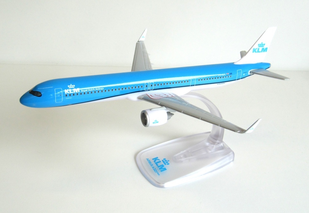 Airbus A321neo KLM Royal Dutch Airlines PH-AXA