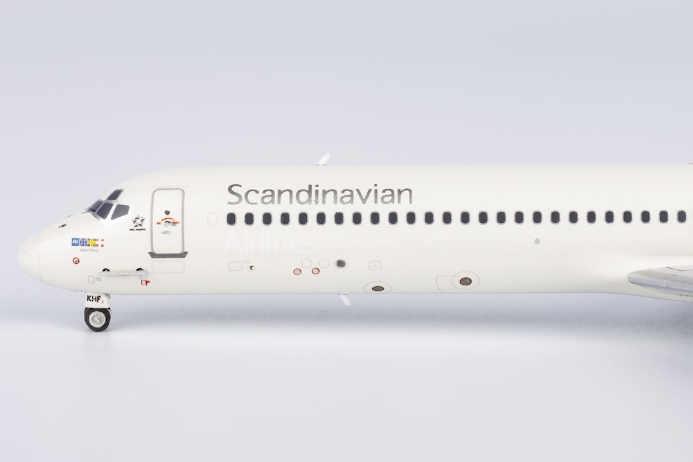 ng_models_84003_mcdonnell_douglas_md87_sas_scandinavian_airlines_ragnar_viking_oy_khf_xb0_210268_2