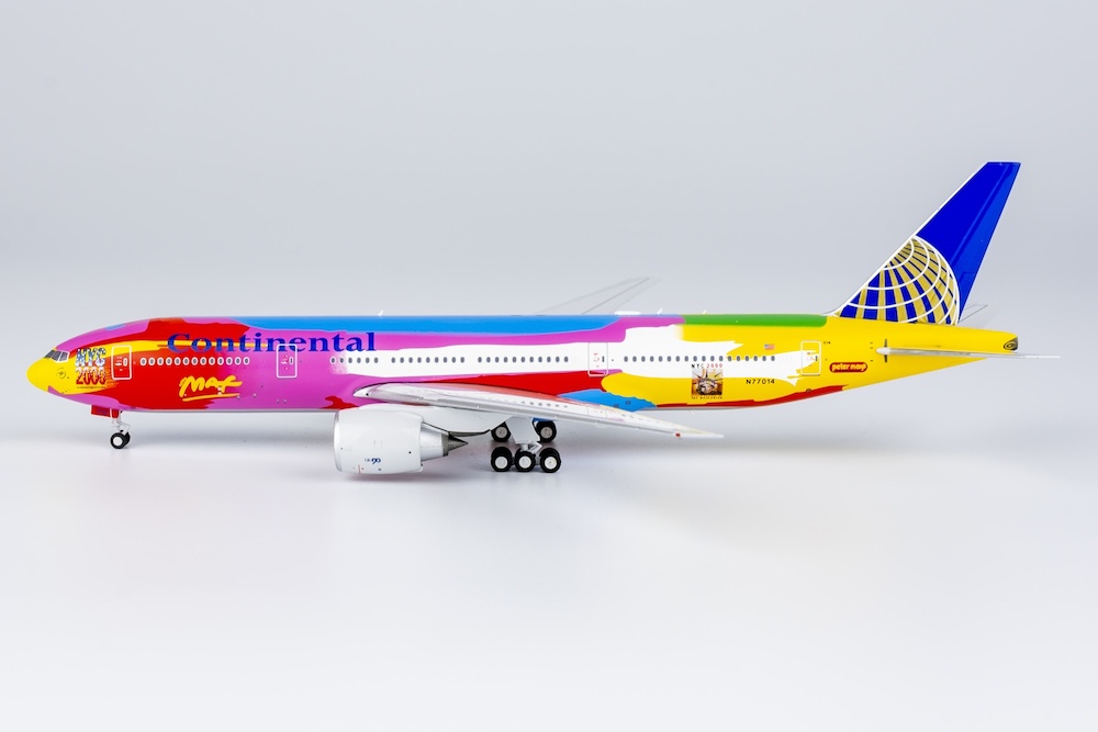 Boeing 777-200ER Continental Airlines “Peter Max” N77014