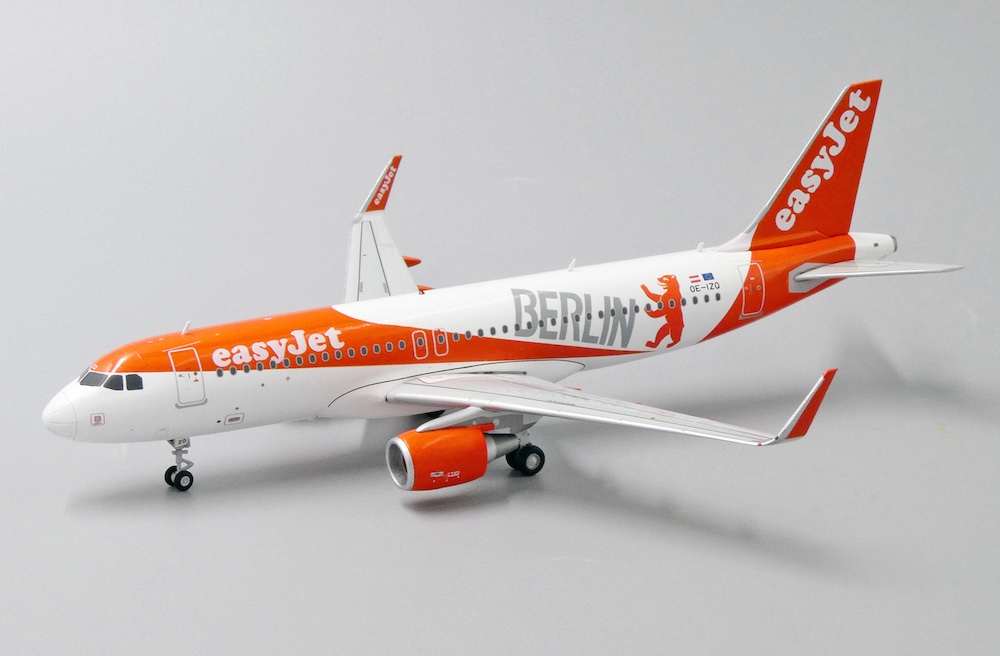 Airbus A320 Easyjet Europe "Berlin" OE-IZQ
