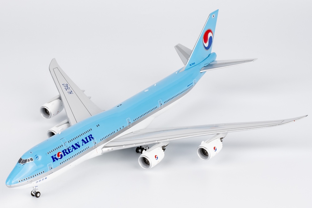 Boeing 747-8 Korean Air HL7642