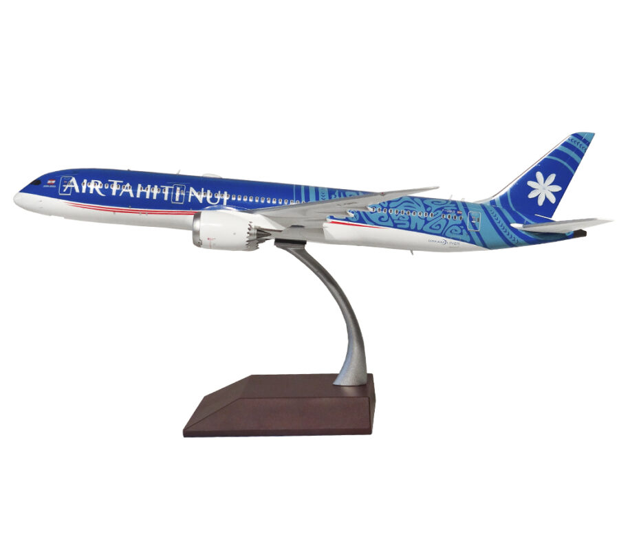 Boeing 787-9 Dreamliner Air Tahiti Nui F-ONUI