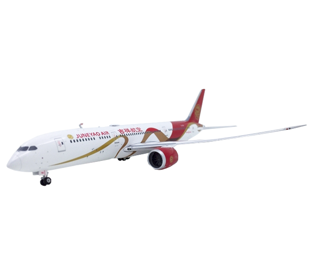Boeing 787-9 Dreamliner Juneyao Air B-207N