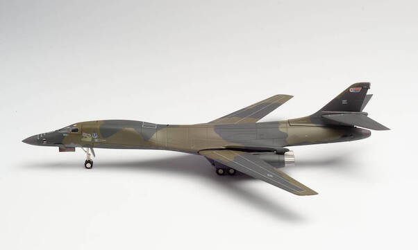 B-1B Lancer U.S. Air Force Rockwell,46th Bombardment Squadron,"Wolfhound“, 86-0114
