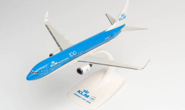 Boeing 737-800 KLM "Pijlstaart" PH-BGC