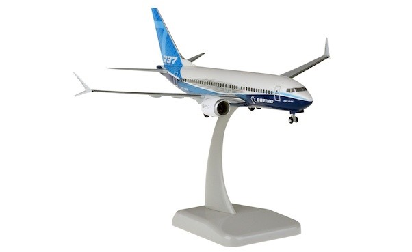 Boeing 737 MAX 7 Boeing House Colors Snap fit with stand and gears