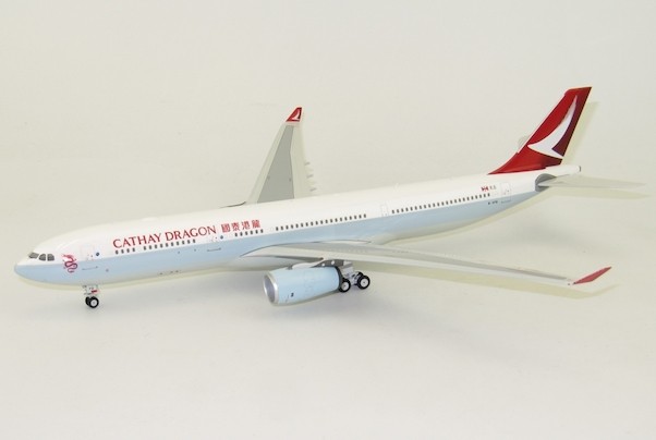 Airbus A330-300 Cathay Dragon B-HYQ