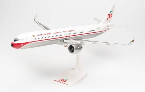 Airbus A321neo TAP Air Portugal Retro anniversary colors CS-TJR
