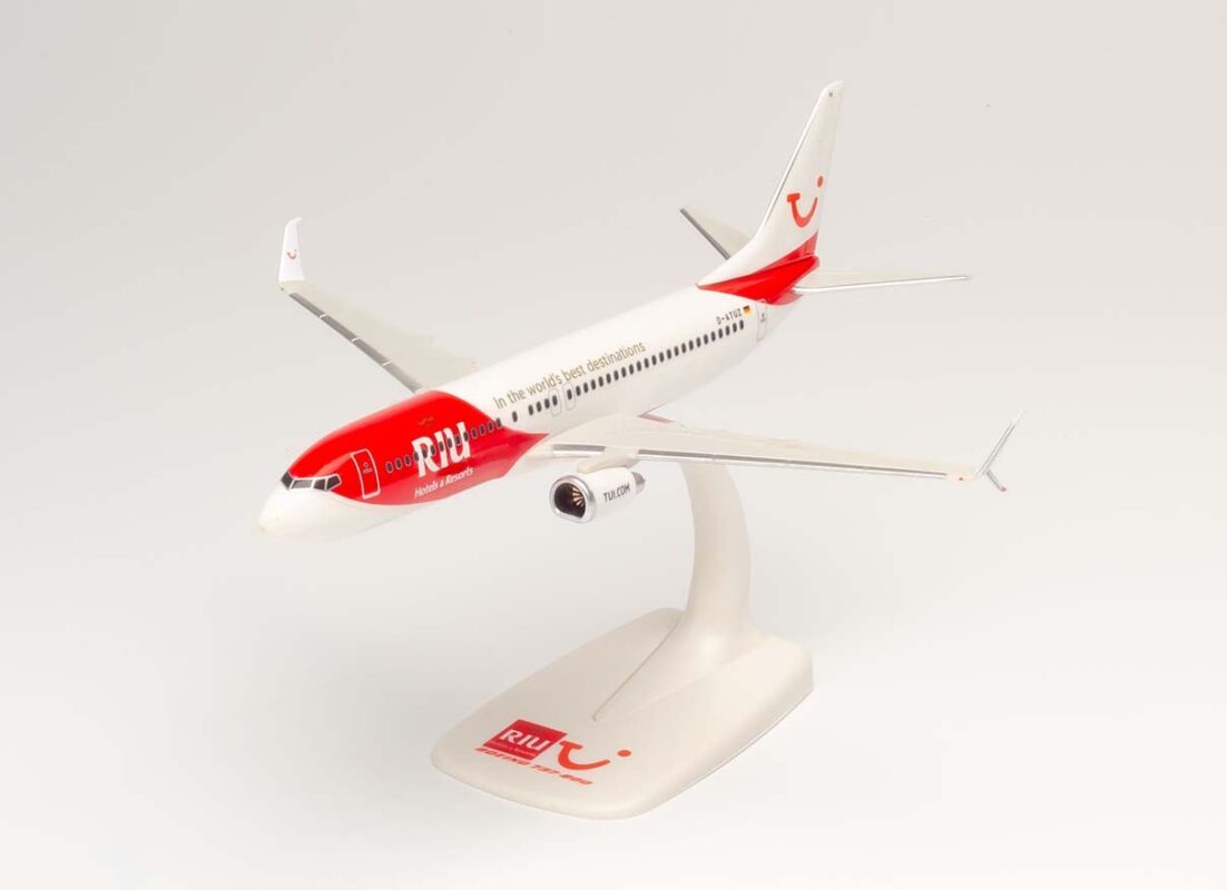 Boeing 737-800 TUIFLY “RIU Hotels & Resorts” D-ATUZ