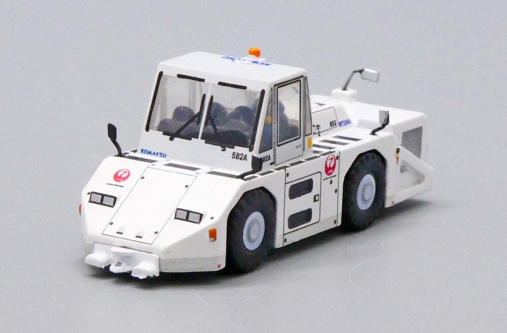 Airport Accessories JAL oc WT250E Pushback Tug