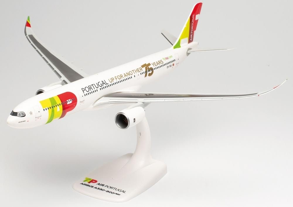 Airbus A330-900neo TAP Air Portugal 75 Years CS-TUD