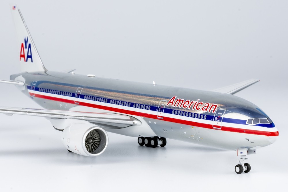 ng_models_72046_boeing_777_200er_american_airlines_n795an_chrome_xb9_196105_5