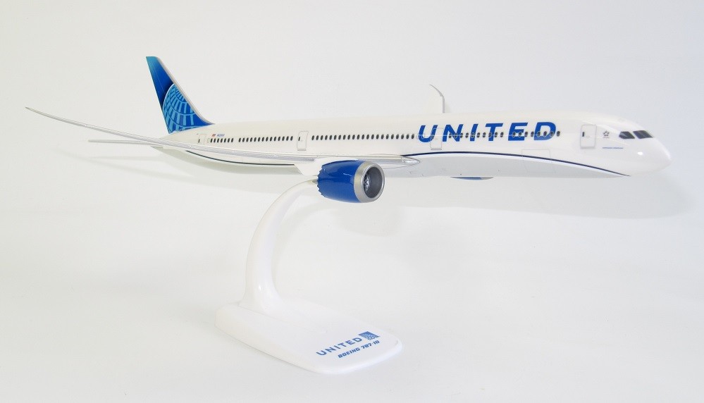 ppc_222147_boeing_787_10_dreamliner_united_n12010_x22_180500_2__2_