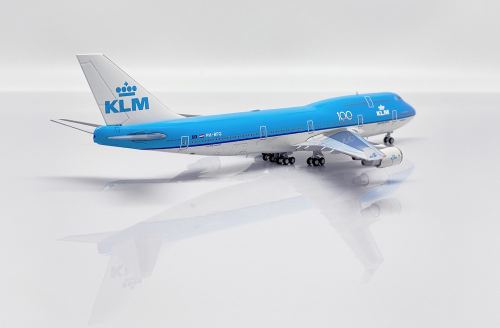 jc_wings_xx40117_boeing_747_400_klm_100_years_ph_bfg_flaps_up_with_real_ph_bfg_skin_aviationtag_bonus_x03_197800_3