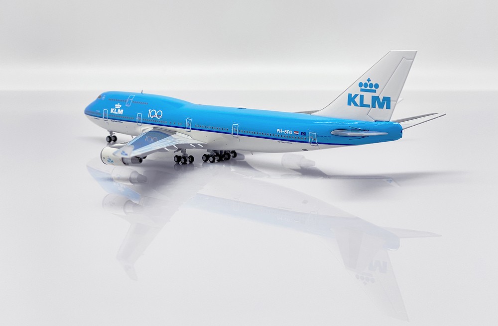 jc_wings_xx40117_boeing_747_400_klm_100_years_ph_bfg_flaps_up_with_real_ph_bfg_skin_aviationtag_bonus_x92_197800_2