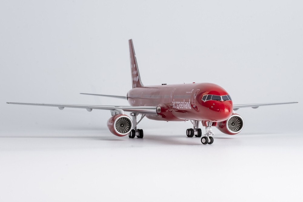 ng_models_42015_boeing_757_200_air_greenland_oy_grl_x90_199968_11
