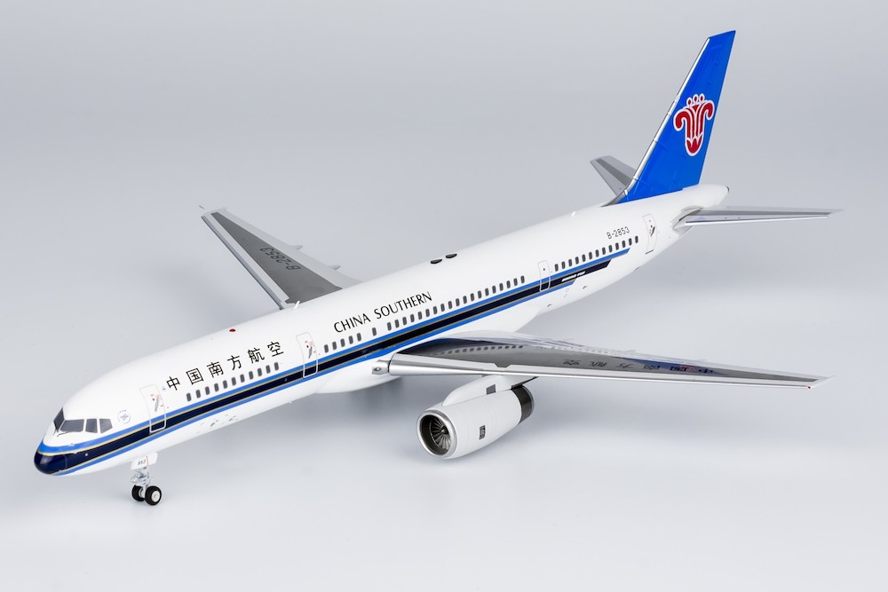 Boeing 757-200 China Southern Airlines B-2853