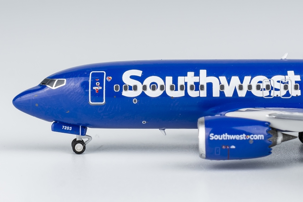 ng_models_87001_boeing_737_max_7_southwest_airlines_n7203u_x71_199915_3
