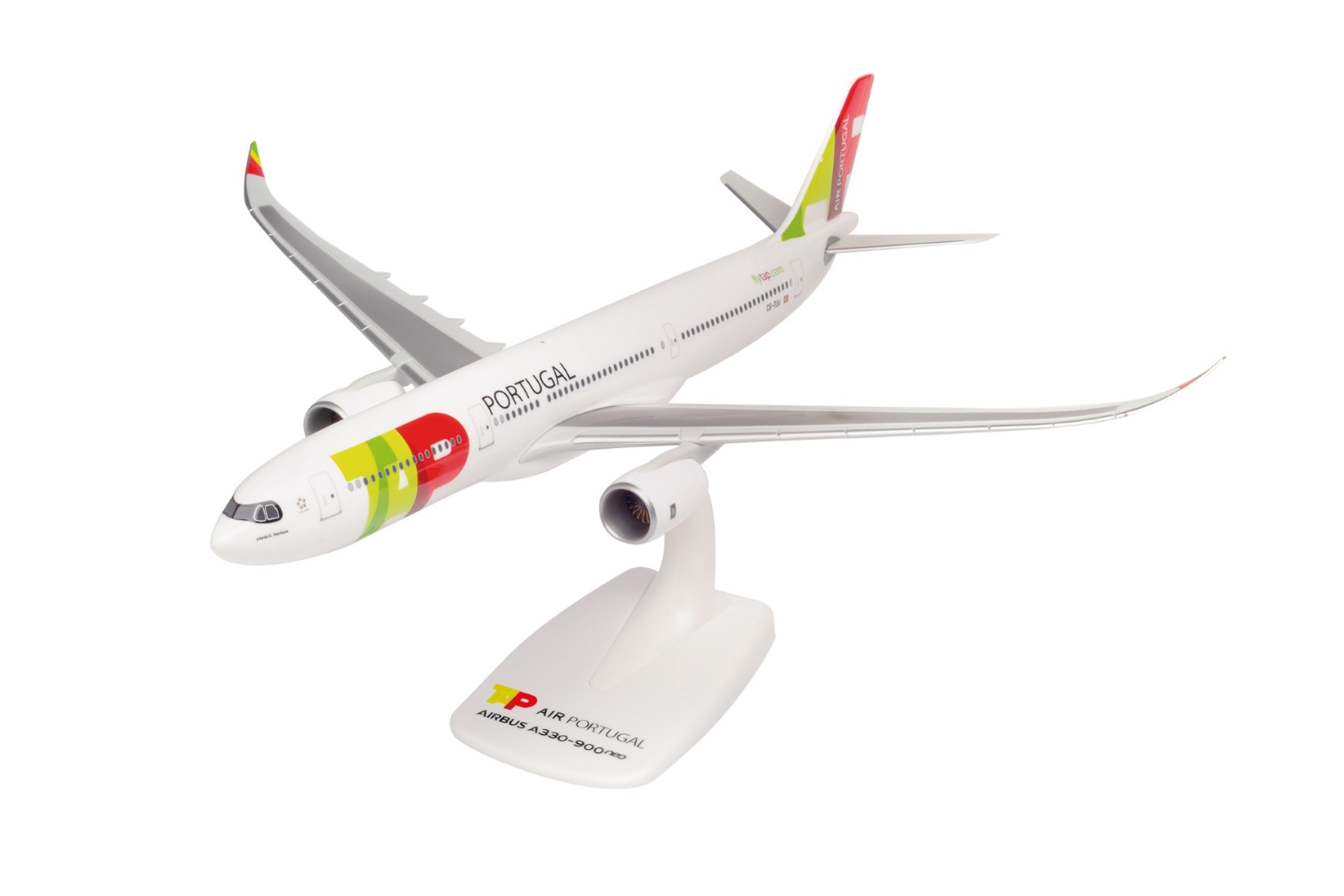 A330-900neo CS-TUS