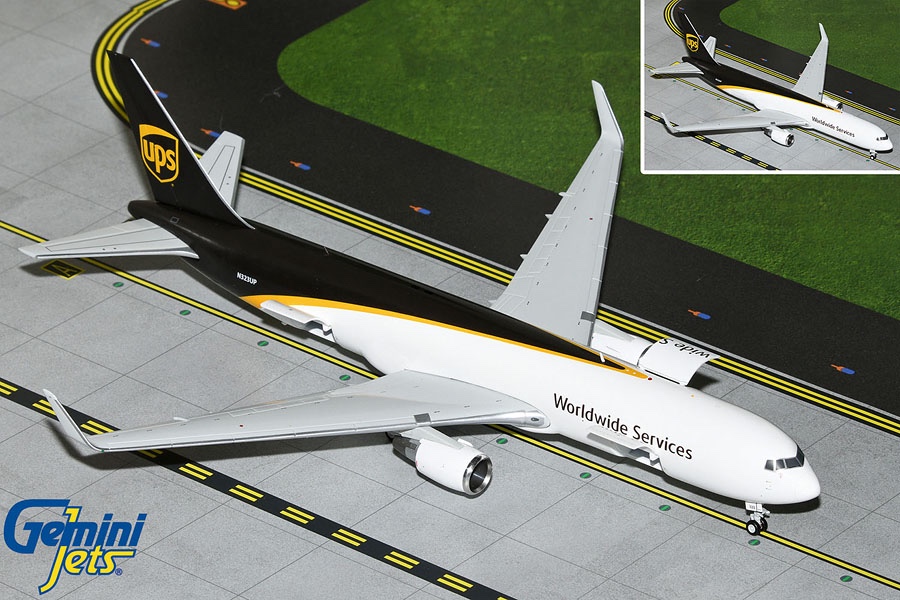 Boeing 767-300ERF UPS N323UP Interactive Series