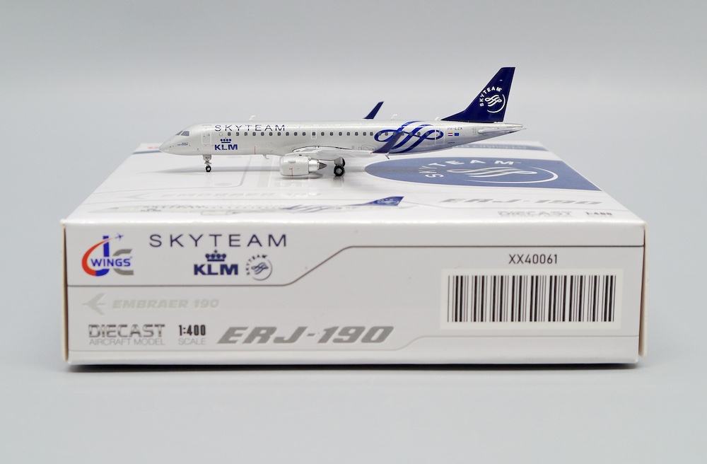 jc_wings_xx40061_embraer_erj190_klm_cityhopper_skyteam_livery_ph_ezx_x52_197887_9
