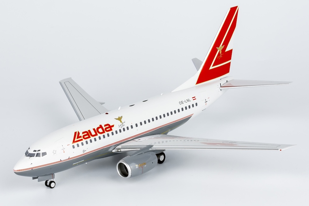 Boeing 737-600 Lauda OE-LNL