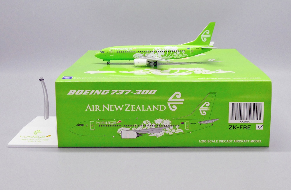 jc_wings_xx20074_boeing_737_300_air_new_zealand_holidays_zk_fre_xa9_202199_11