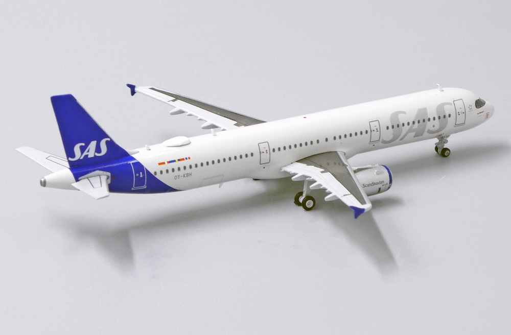 jc_wings_xx4257_airbus_a321_sas_scandinavian_airlines_oy_kbh_x7e_207131_6