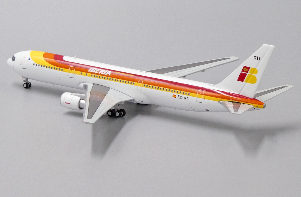 jc_wings_xx4261_boeing_767_300er_iberia_ec_gti_x67_193777_5