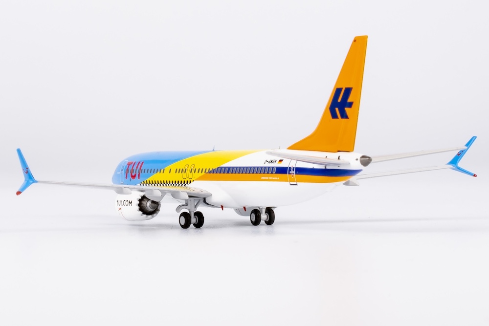 ng_models_88043_boeing_737_max_8_tui_fuerteventura_in_the_tui_50_years_livery_d_amah_x9a_208137_5