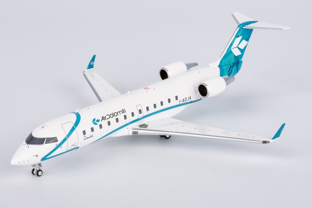 Canadair CRJ200LR Air Dolomiti I-ADJA