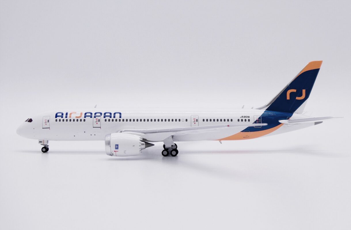 Air Japan Boeing 787-8 JA801A