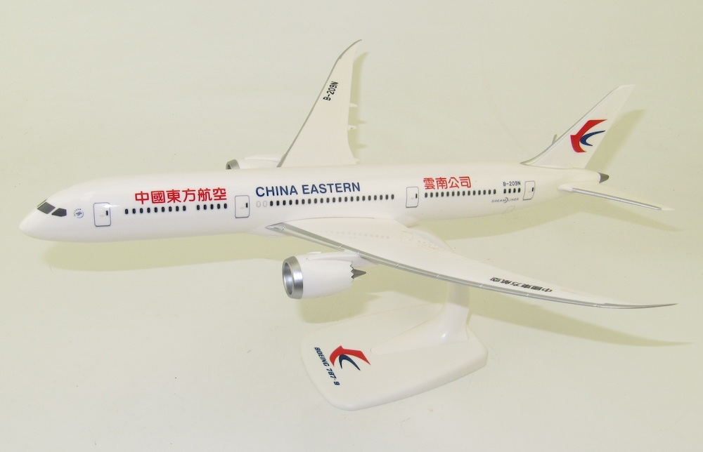 Boeing 787-9 Dreamliner China Eastern B-209N