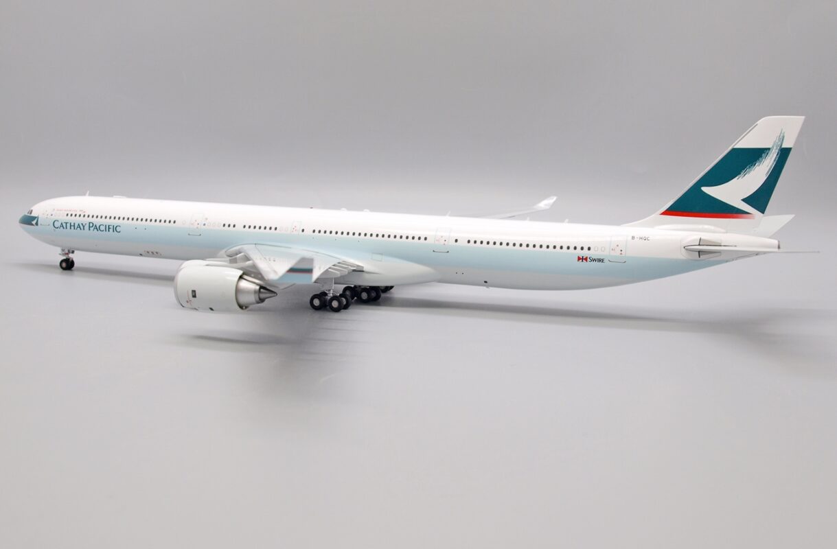 Cathay Pacific Airbus A340-600 B-HQC