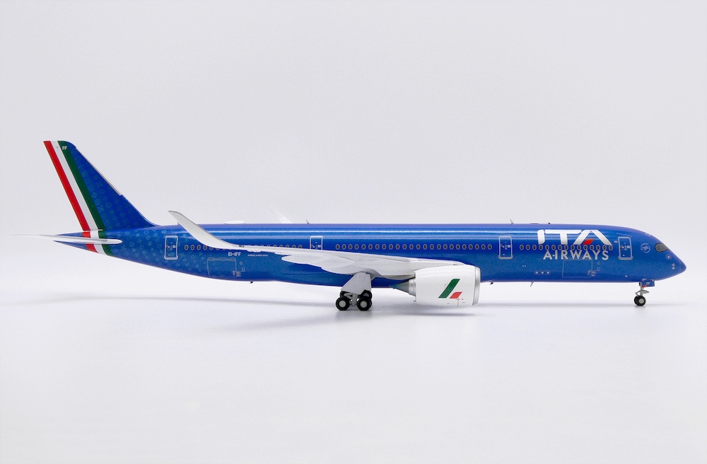 jc_wings_xx20311_a350_900_ita_airways_monza_100_ei_iff_x97_205687_7