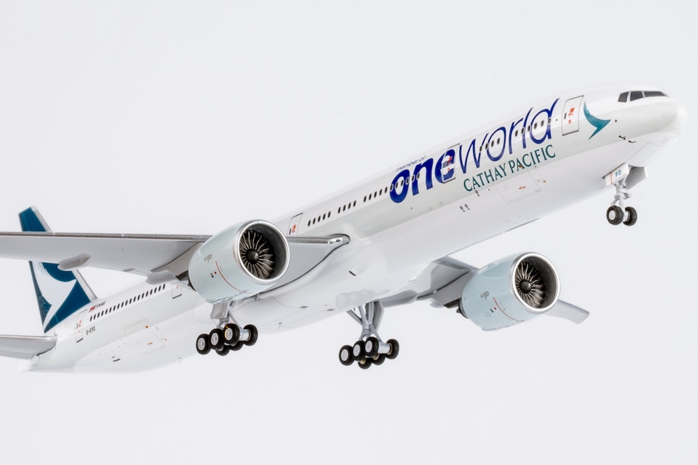 ng_models_73070_boeing_777_300er_cathay_pacific_oneworld_b_kpd_xa3_209327_6