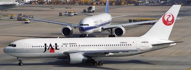 Boeing 767-200 Japan Airlines JA8231
