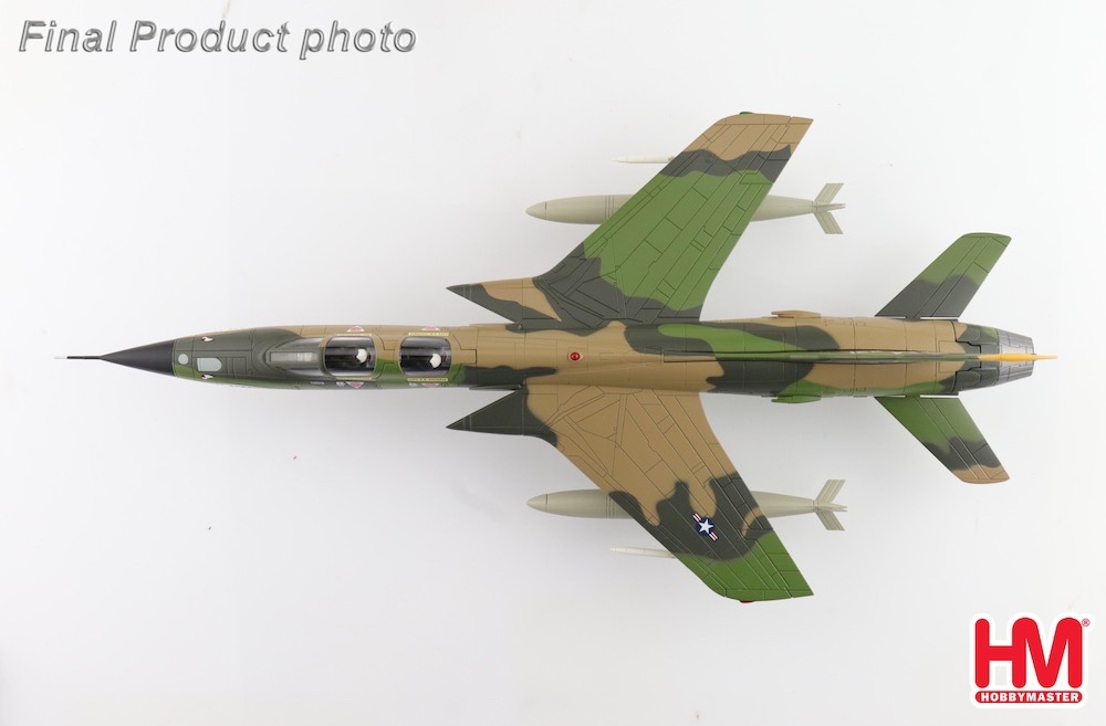 hobbymaster_ha2523_f105f_thunderchief_usaf_red_river_showboat_63_8331_354_tfs355_tfw_takhki_rtafb_x78_204750_6